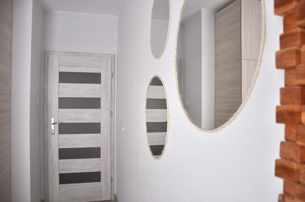 Q Apart Gold-Trzy Pokoje, Manufaktura, Klimatyzacja I Garaz Gratis, Tv Max, Fv, Gwarancja Zadowolenia Łódź Exterior foto