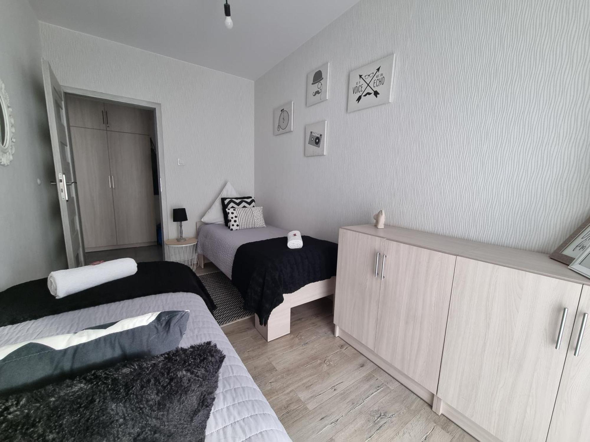 Q Apart Gold-Trzy Pokoje, Manufaktura, Klimatyzacja I Garaz Gratis, Tv Max, Fv, Gwarancja Zadowolenia Łódź Exterior foto
